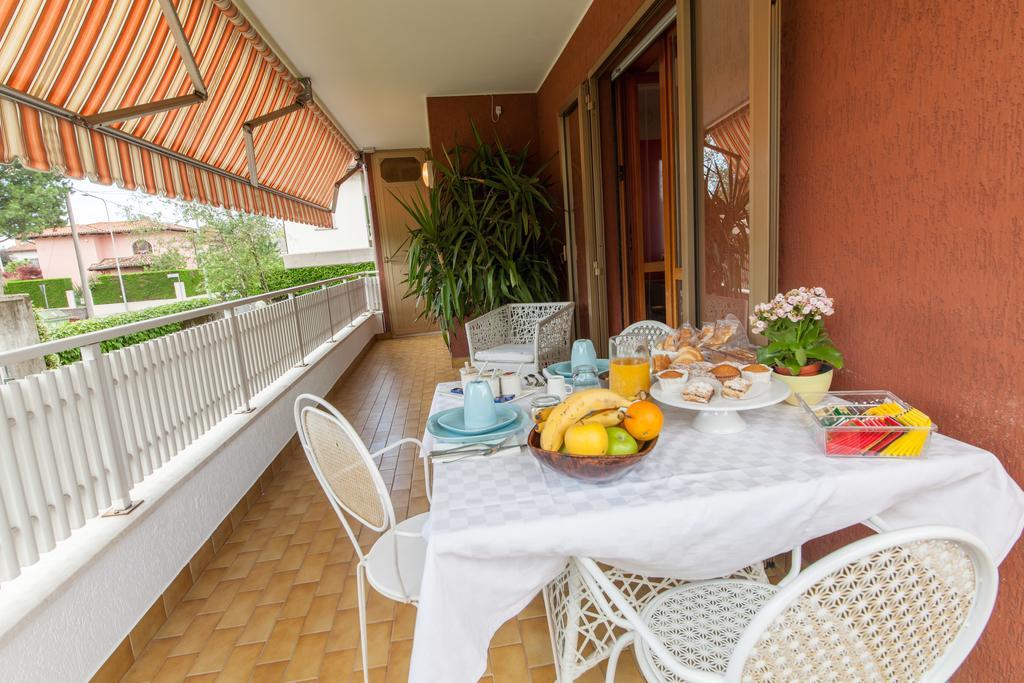 Toti Apartment Udine Esterno foto