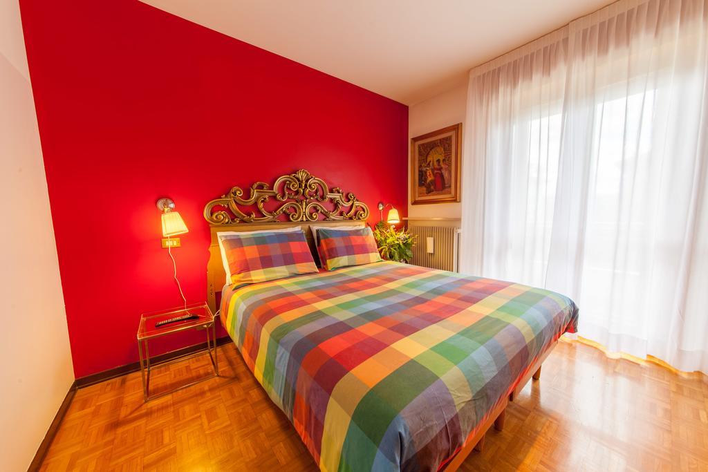 Toti Apartment Udine Esterno foto