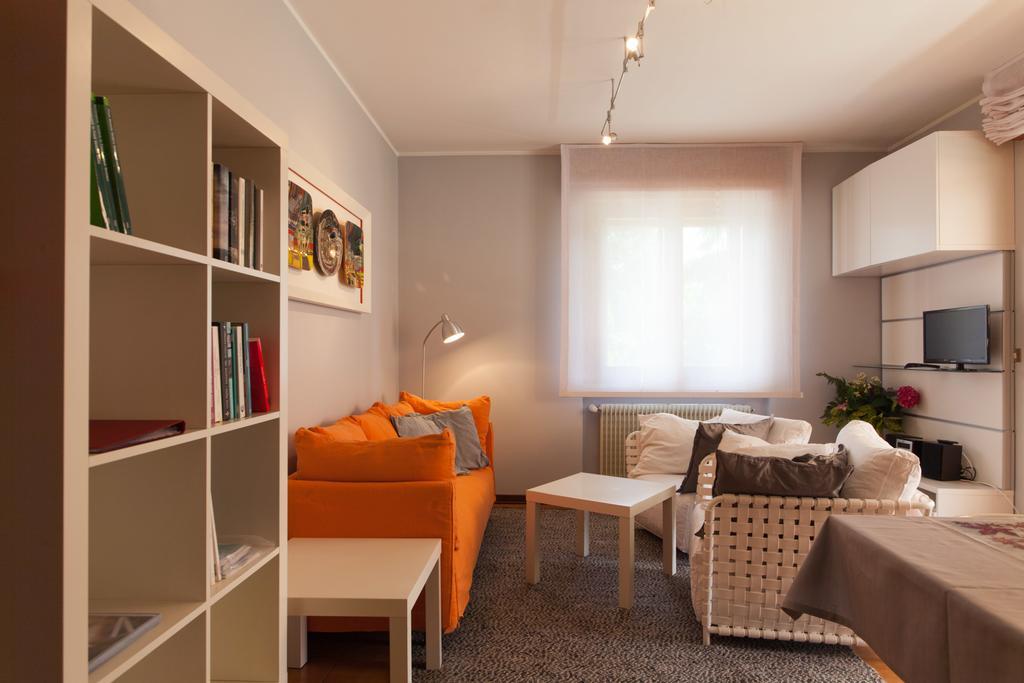 Toti Apartment Udine Esterno foto