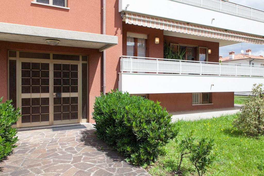 Toti Apartment Udine Esterno foto