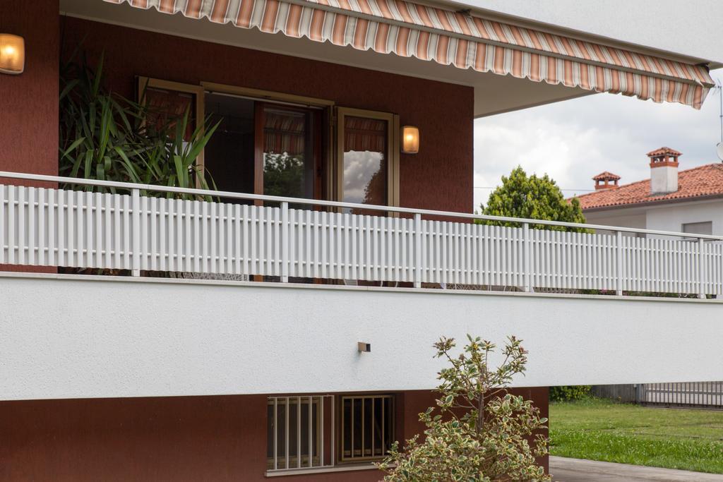 Toti Apartment Udine Esterno foto