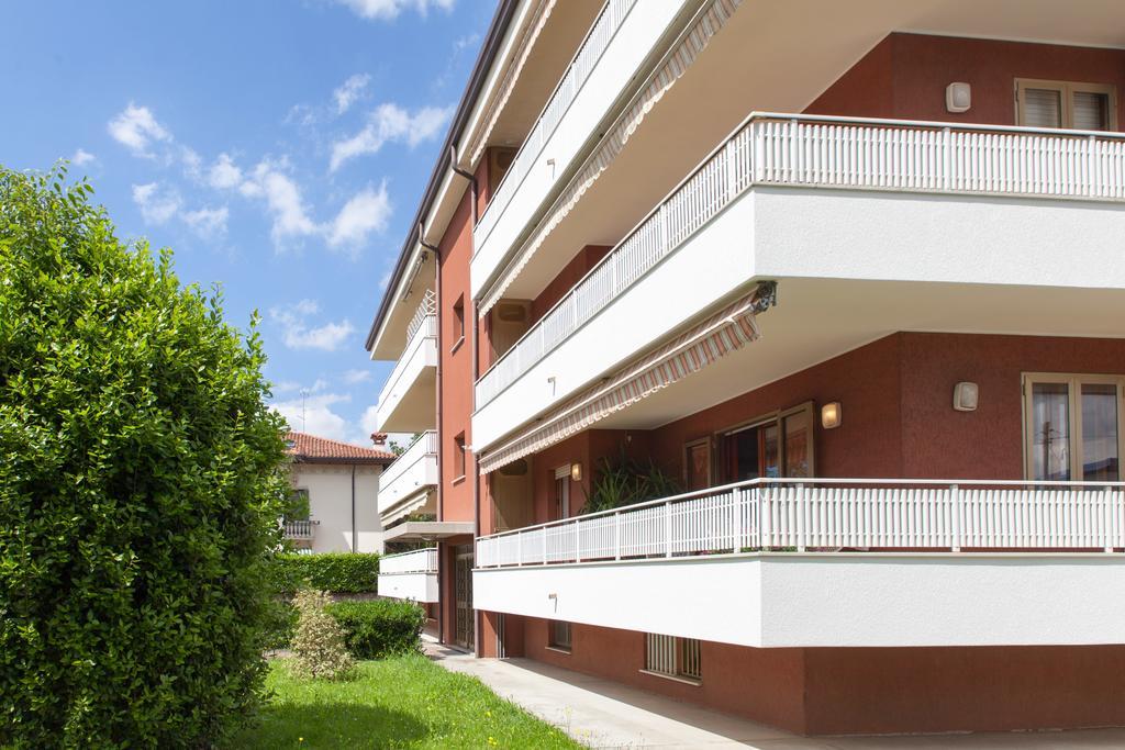 Toti Apartment Udine Esterno foto